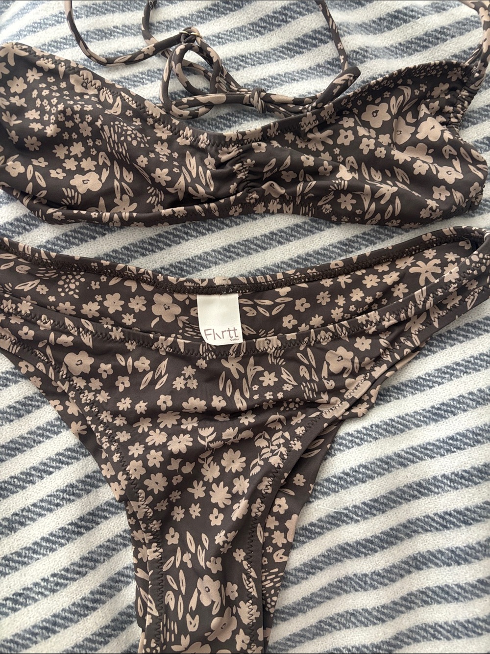 Floral Bikini Set in Brown/Cream